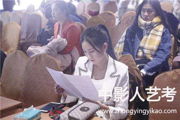 ��Ӱ�˲������֌��I��ԇ�F��