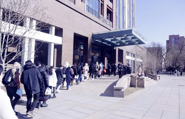 �������~Ӗ��