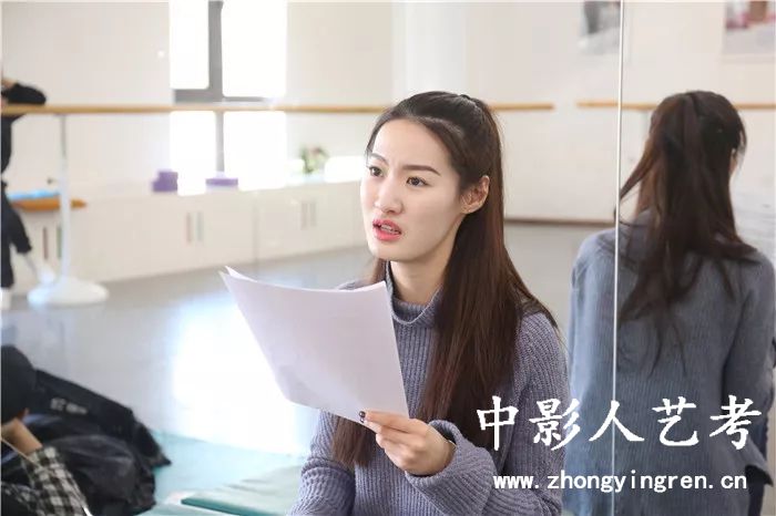 朗誦戲劇臺詞 640.webp.jpg