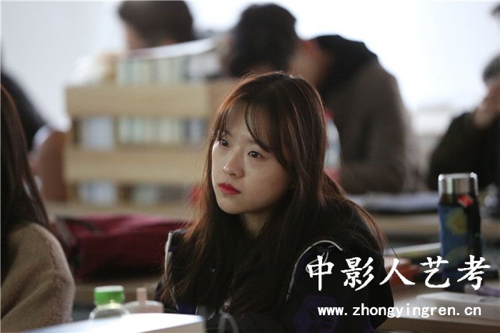 ����ˇ����