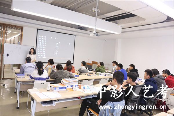 編導(dǎo)培訓(xùn)