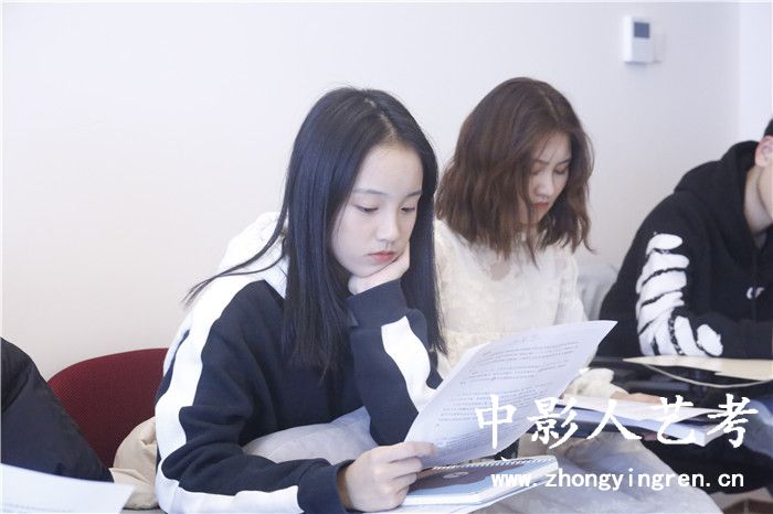 ̓�M������