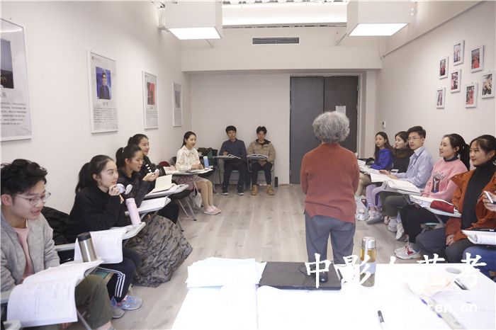 ����ˇ��