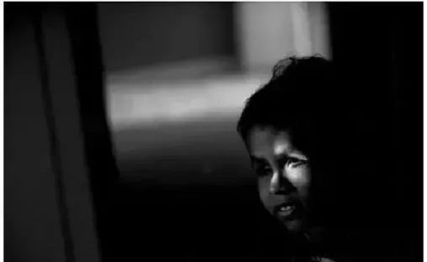 �zӰ��Ʒ����