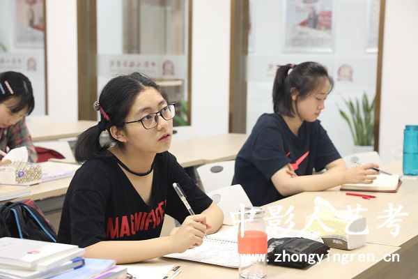 ˇ��������Ӗ