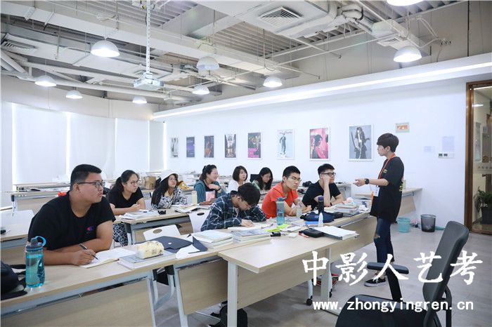 ����ˇ������